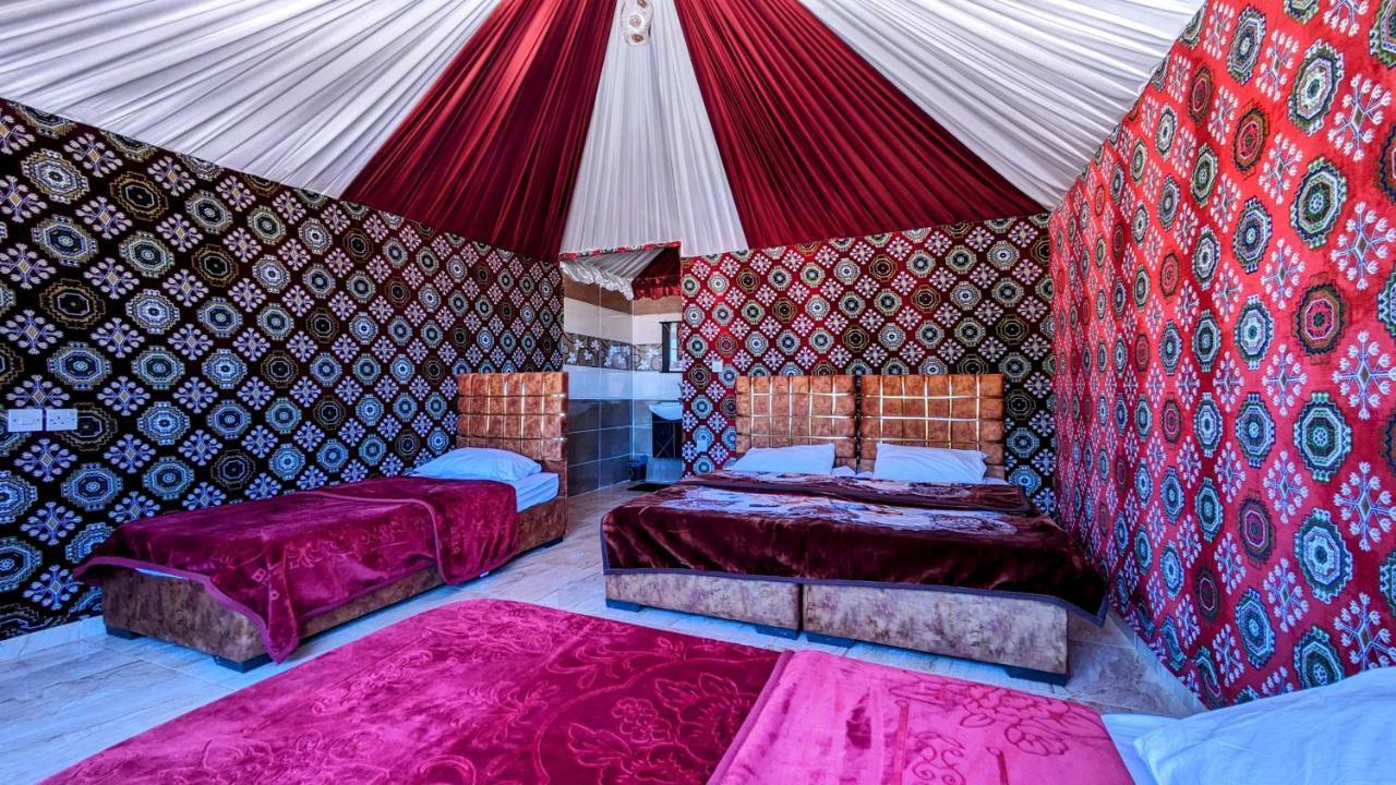 Whydesert Camp & Tours Wadi Rum Eksteriør billede