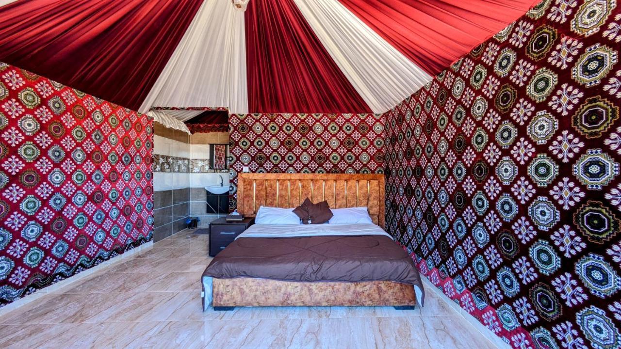 Whydesert Camp & Tours Wadi Rum Eksteriør billede